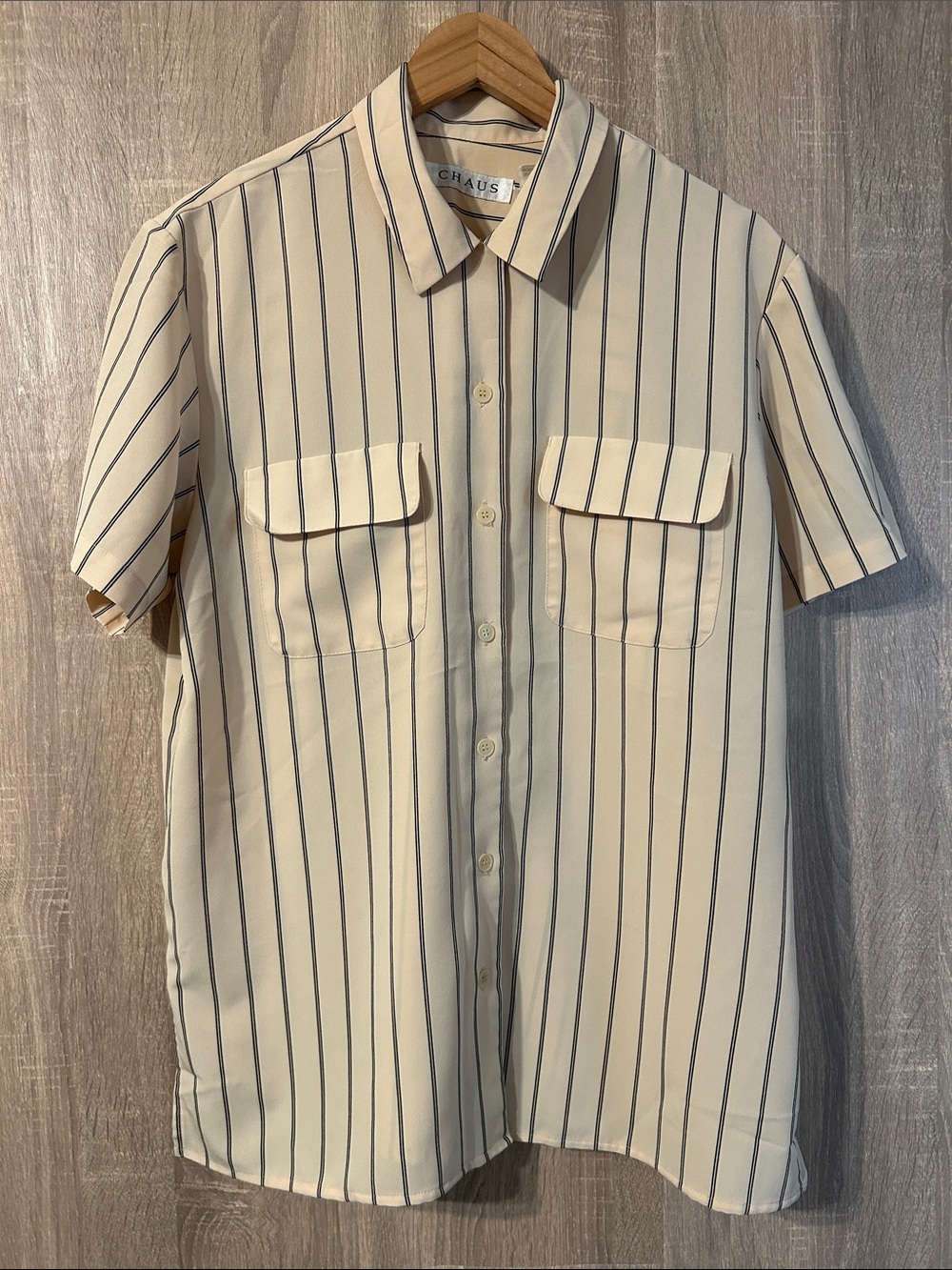 Chaus Cream Short-Sleeve Button-Down Shirt with Stripes Size 14